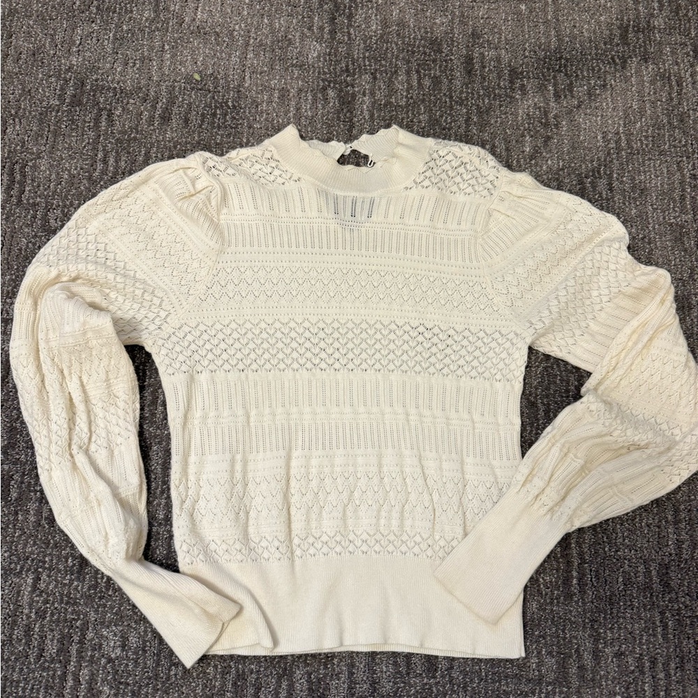 Abercrombie & Fitch Cream Knit Sweater